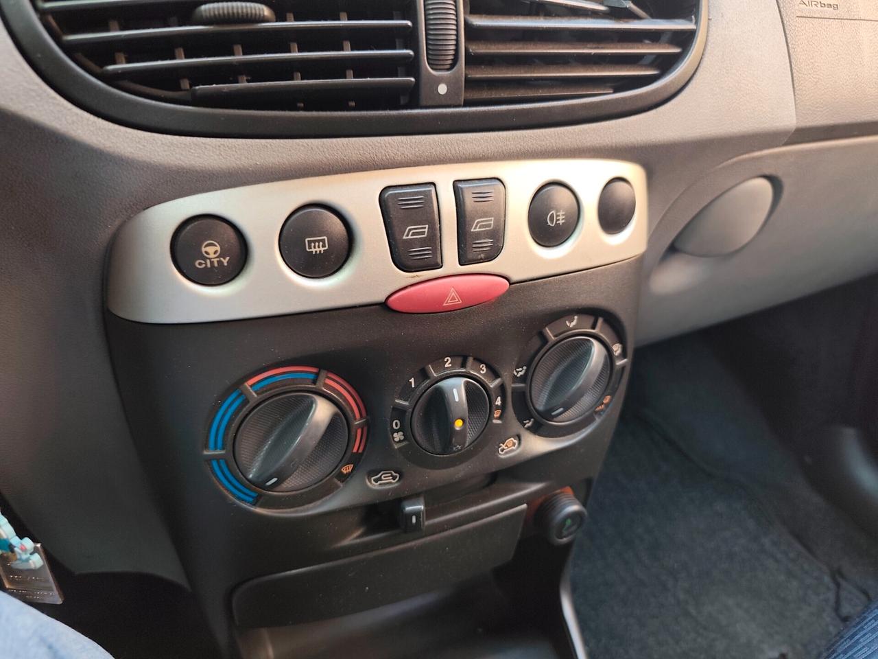 Fiat Punto 1.2i cat 3 porte Verve