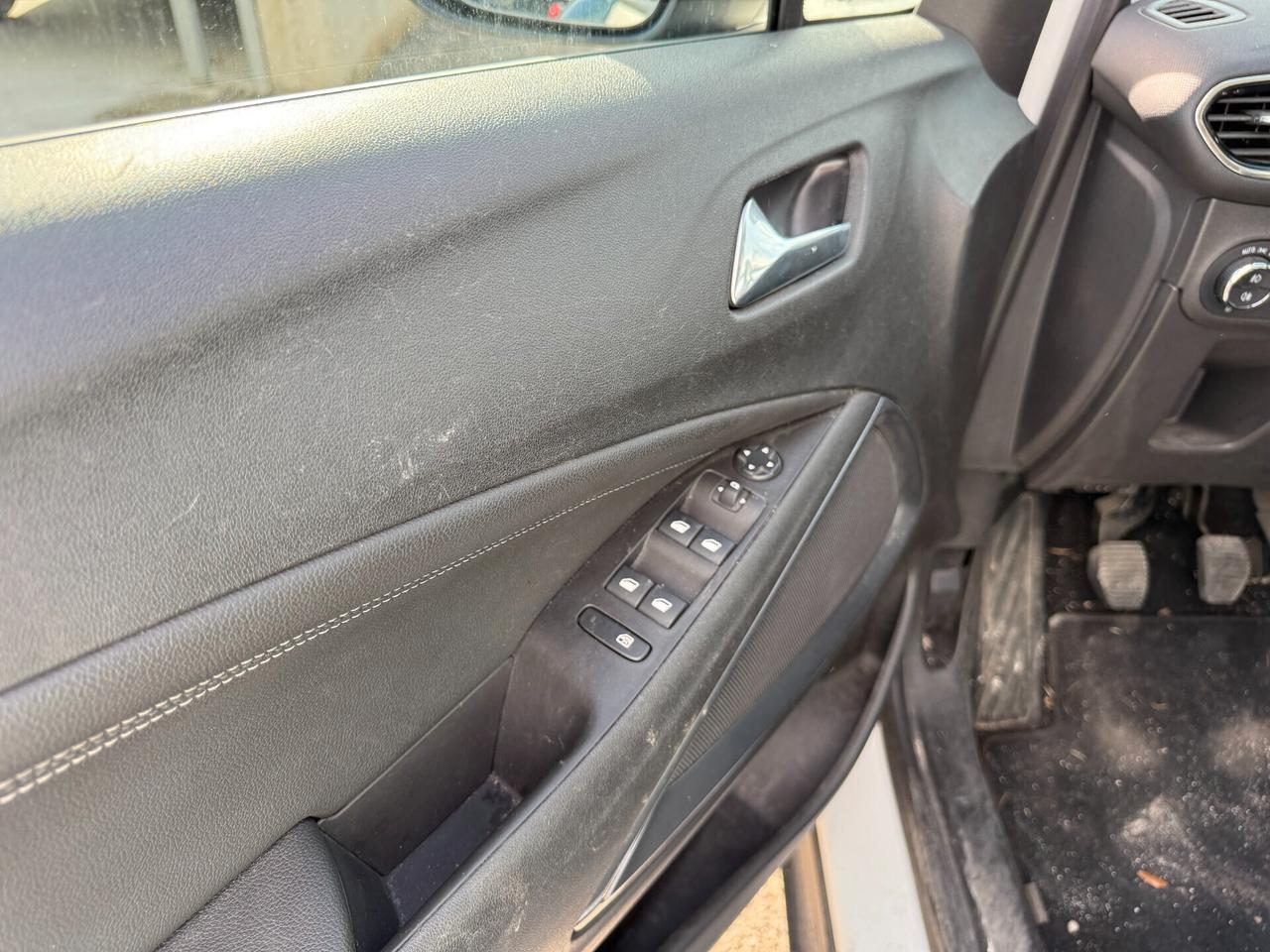 OPEL CROSSLAND 2022 1.2 BENZINA 83 CV *SINISTRATA