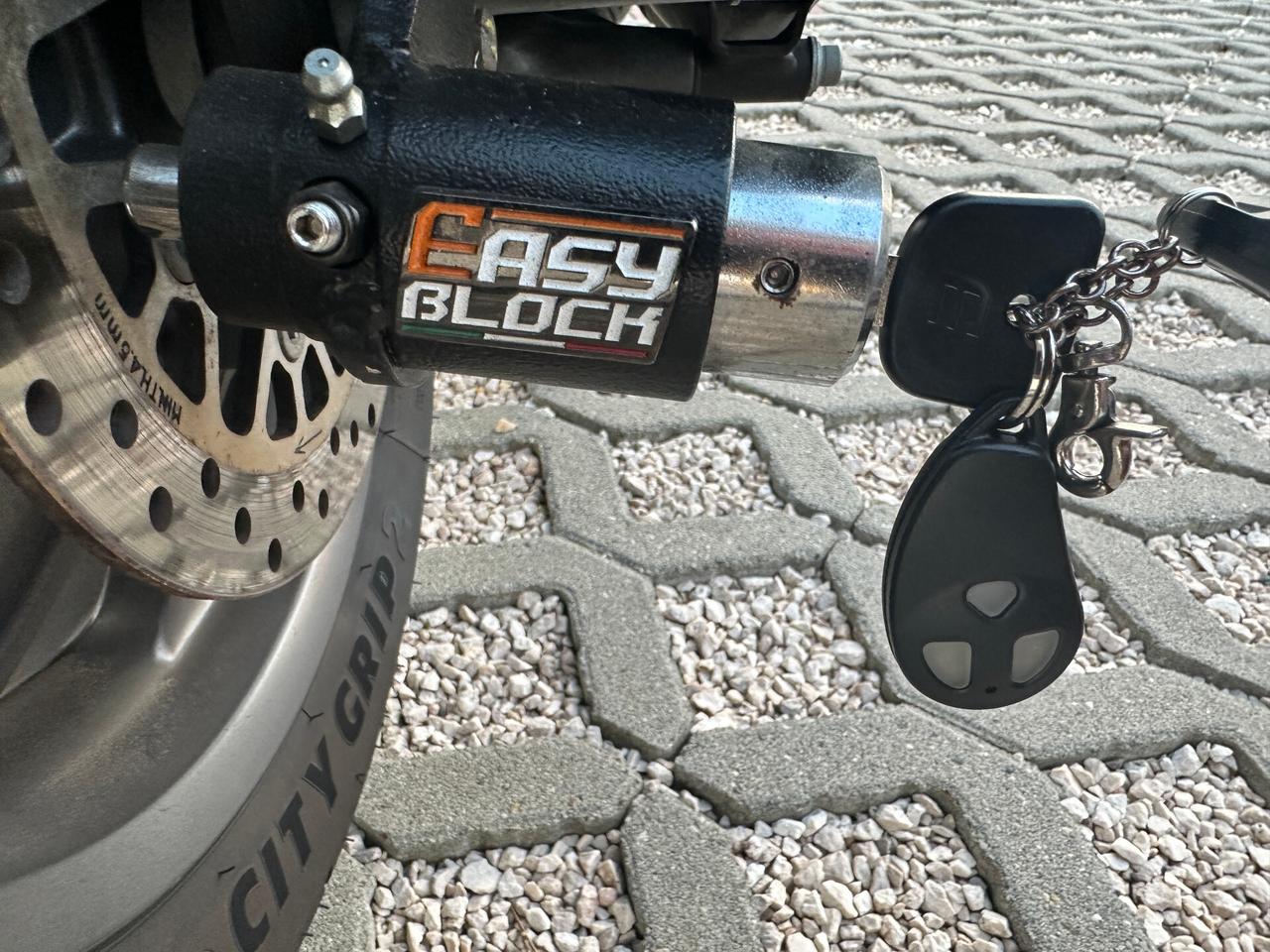 Piaggio Beverly 400 i.e. S