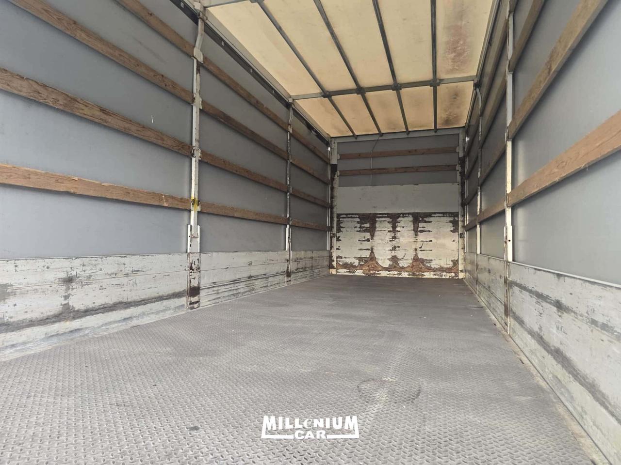 EUROCARGO 120E25 CENTINATO 7,40 SPONDA 2012