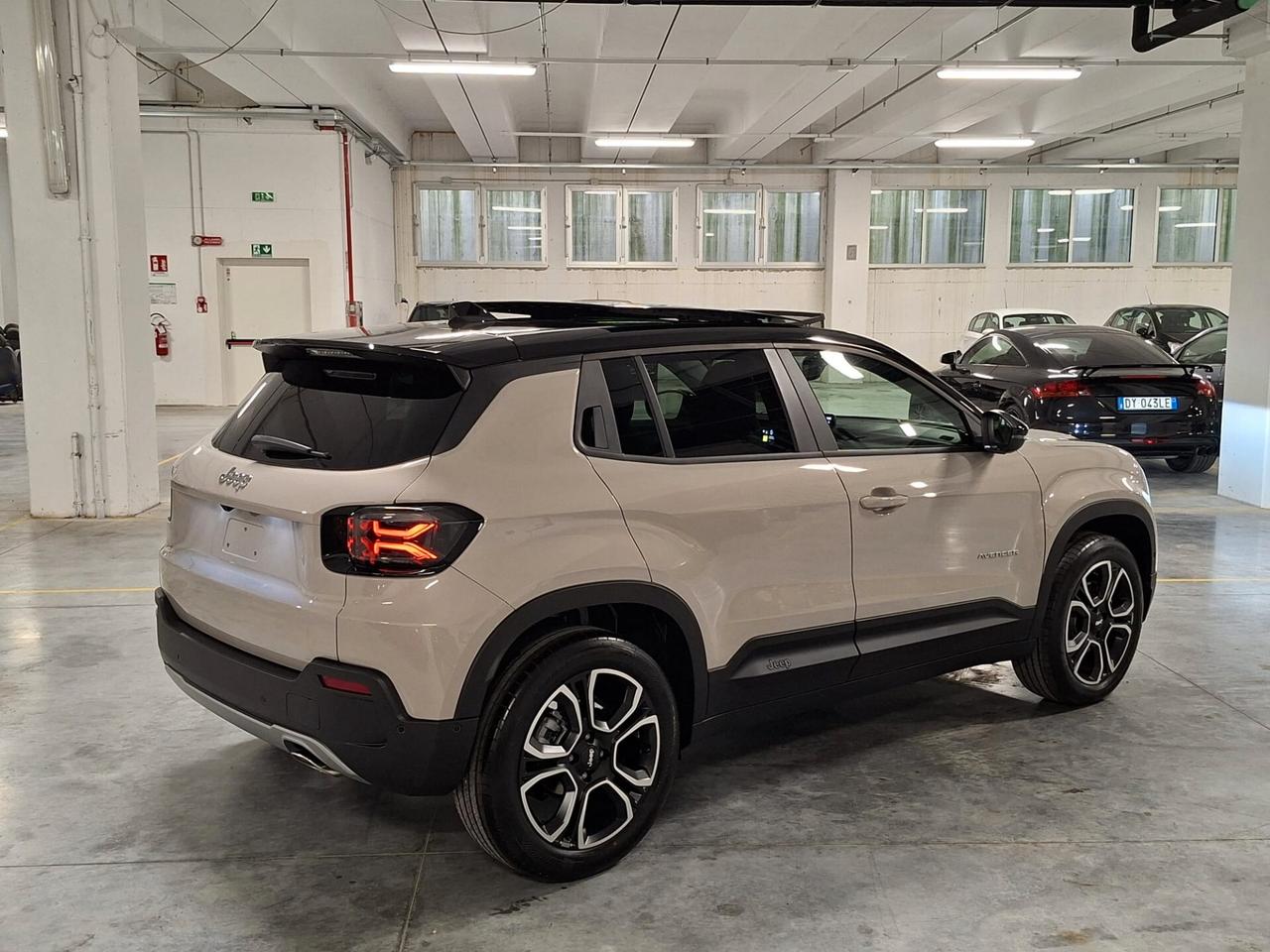 Jeep Avenger 1.2 Turbo mhev e-Hybrid Summit eDCT6 Km.0