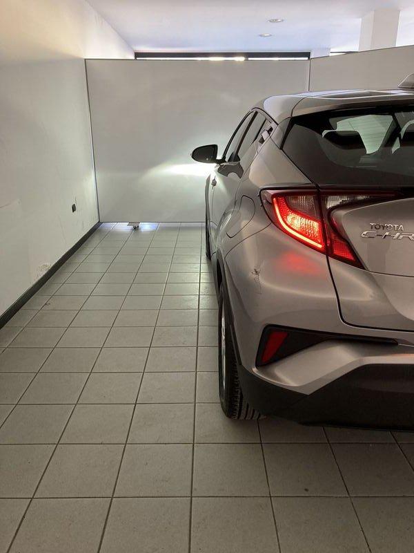 Toyota C-HR C-HR 1.8 Hybrid E-CVT Business