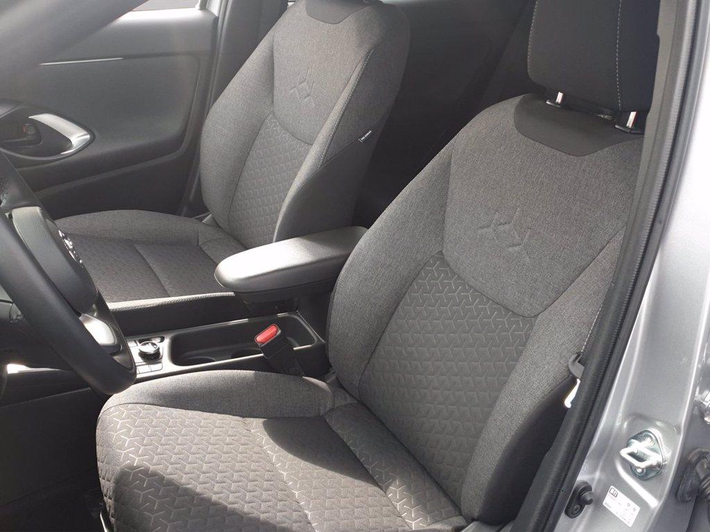 TOYOTA Yaris cross 1.5h trend awd-i 116cv e-cvt del 2023
