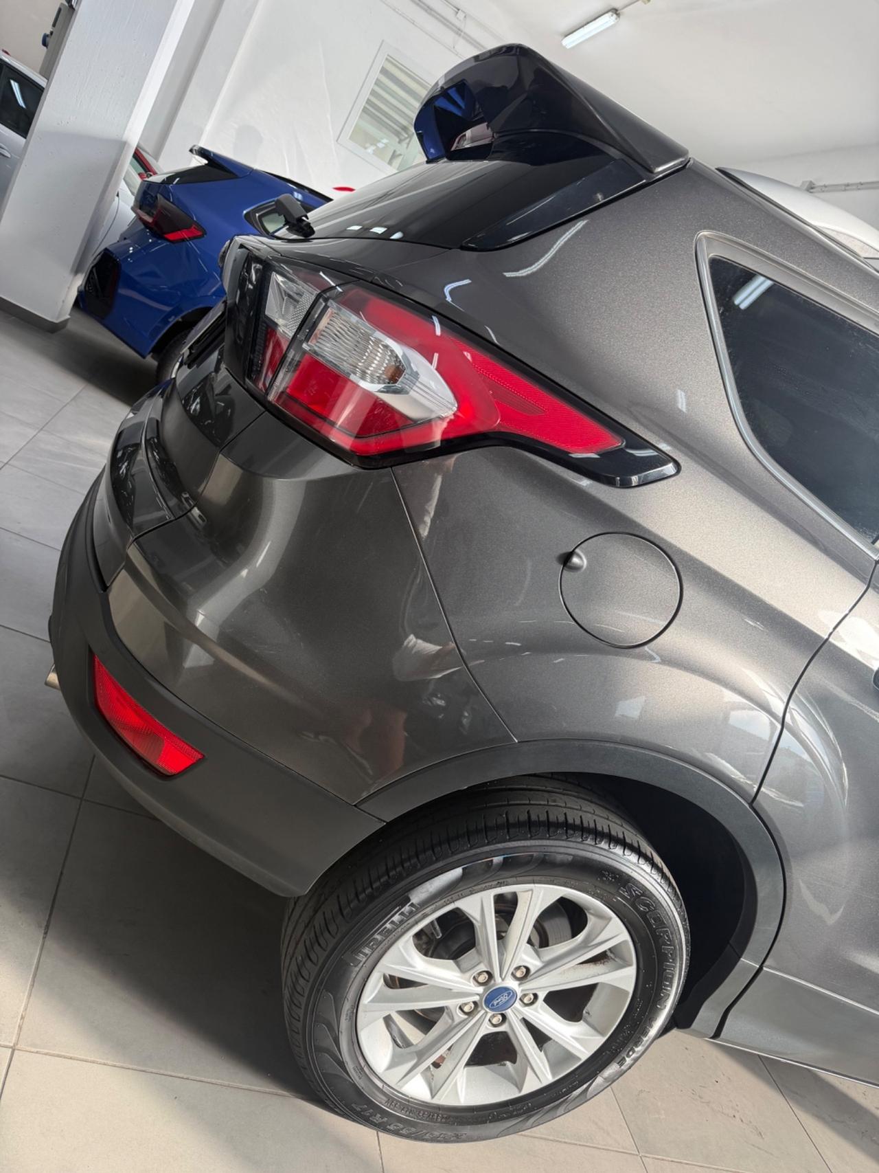 Ford Kuga 1.5 TDCI 120 CV 2WD Titanium FINANZIABILE