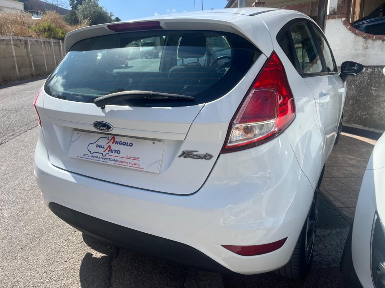 Ford Fiesta 1.5 TDCi 75CV 5 porte Titanium