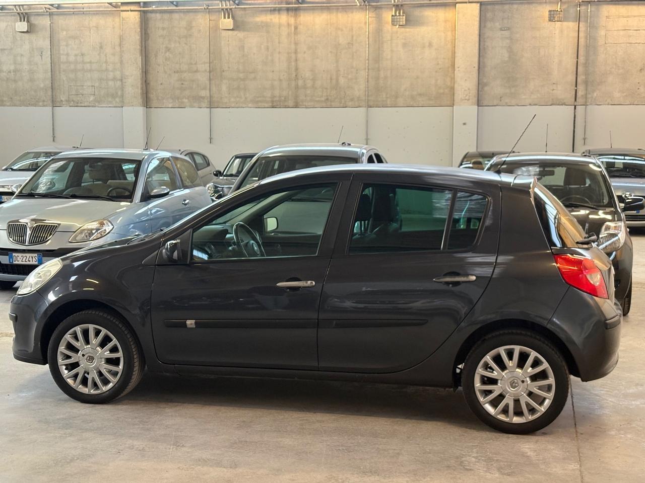 Renault Clio 1.2 16V 5 porte Rip Curl