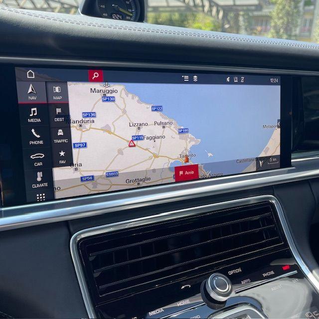 PORSCHE - Panamera - 4 E-Hybrid