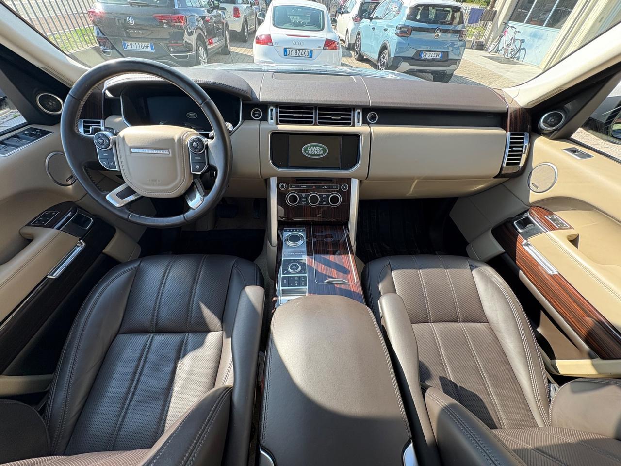 Land Rover Range 4.4 SDV8 Autobiography Black LWB