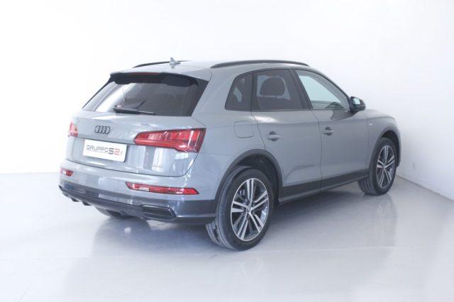 AUDI Q5 2.0 TDI quattro S tronic S line Pacchetto Black