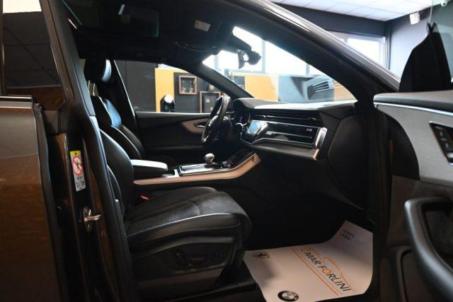 AUDI Q8 50TDI Q.TIP.286CV 2xS-LINE TET.22"SOSP.SED.RIS.CAM