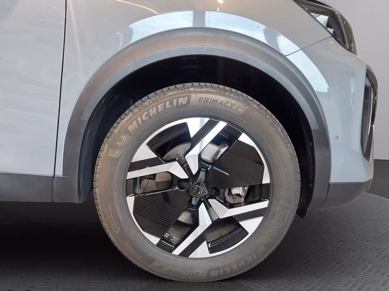 Peugeot 2008 1.2 hybrid GT EXCLUSIVE 145cv e-dcs6