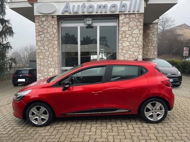 RENAULT CLIO 1.2 75CV LIVE+NAVI OK NEOPATENTATI