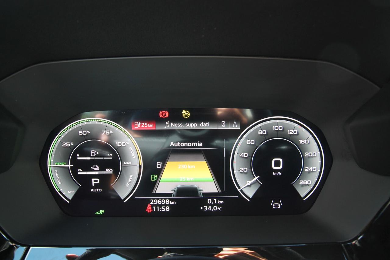 Audi A3 Spb 40 tfsi e Identity Black s-tronic|22000 km|2024