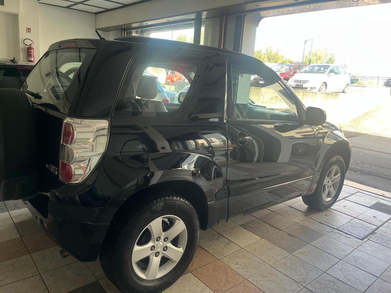 Suzuki Grand Vitara 1.9 DDiS 3 porte