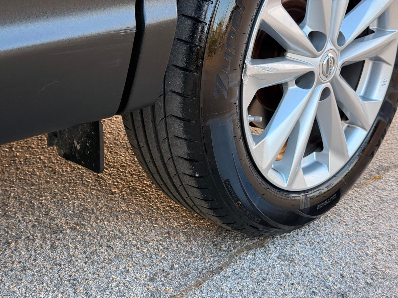 Nissan Qashqai Automatico GARANZIA 12 mesi
