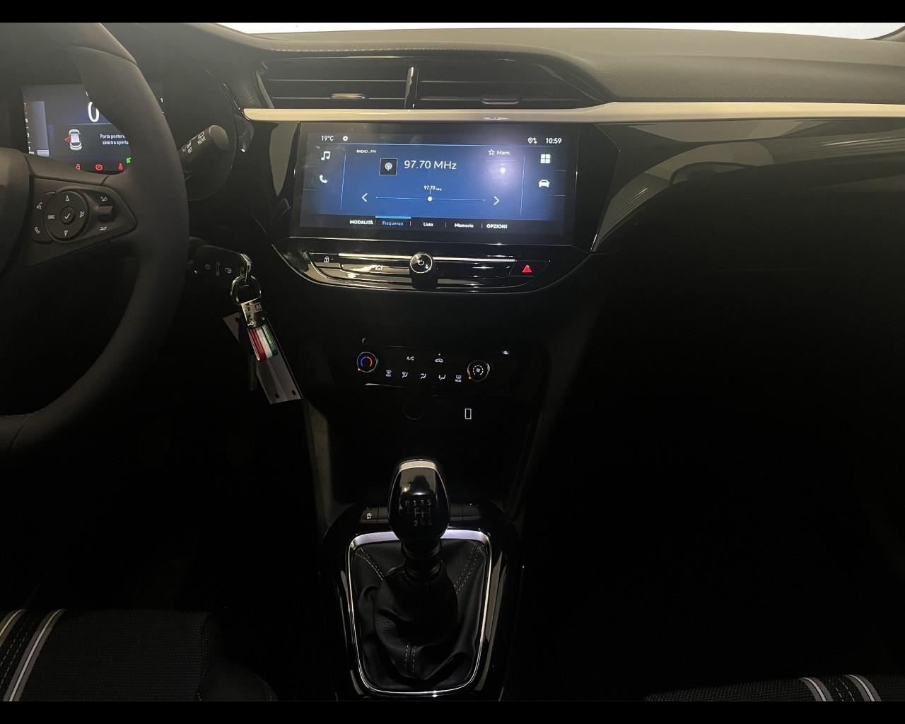 OPEL Corsa Yes Benzina 100 CV (74kW) Manuale
