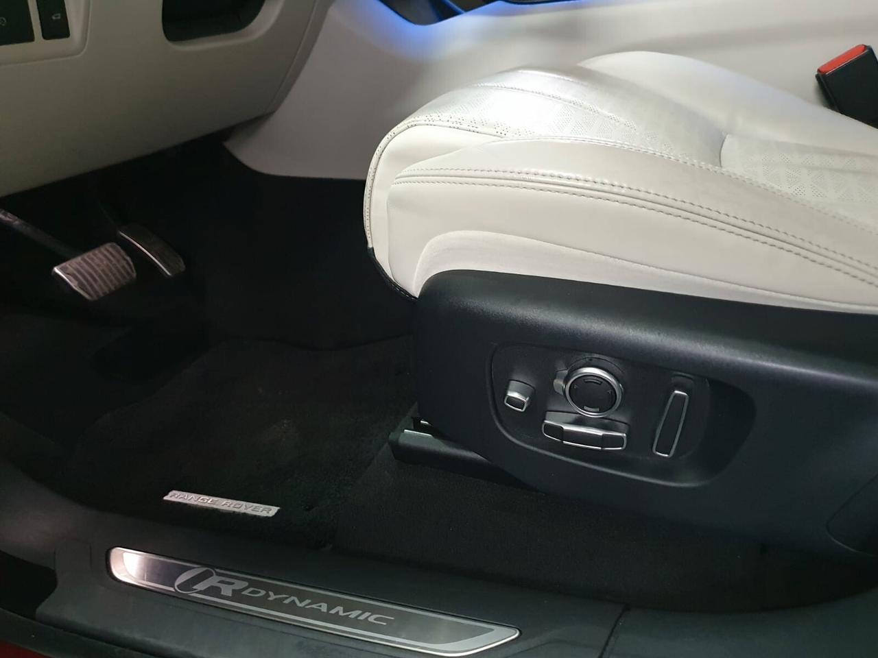 Land Rover Range Velar 2.0D I4 240 CV R-Dynamic HSE