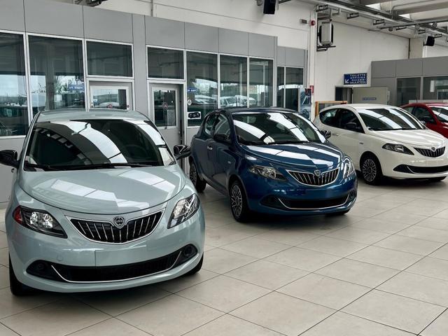 LANCIA Ypsilon 1.2 69 CV 5 porte GPL Ecochic Anche Altri Colori