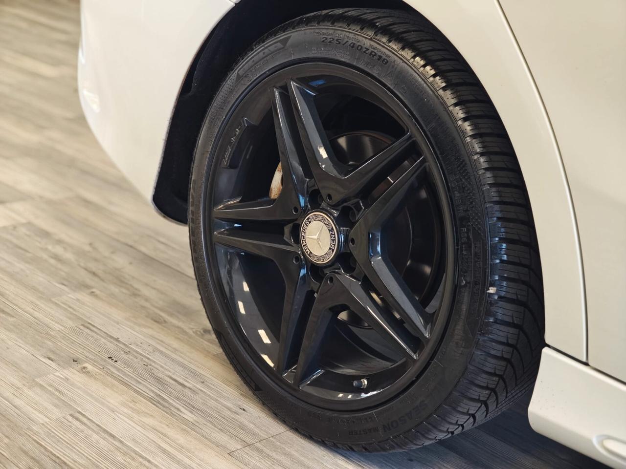 Mercedes-benz CLA 180 d Automatic Premium