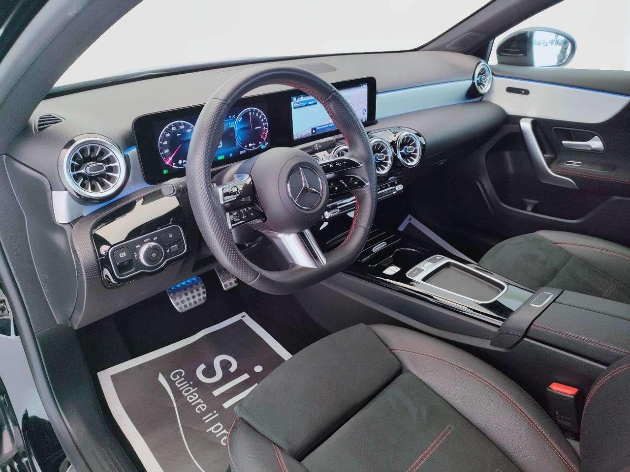 Mercedes-Benz Classe A - V177 2023 - A 250 e phev AMG Line Advanced Plus auto