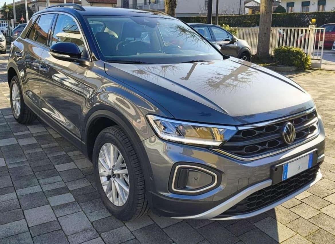 Volkswagen T-Roc 2.0 TDI SCR Life AUTO A NOLEGGIO