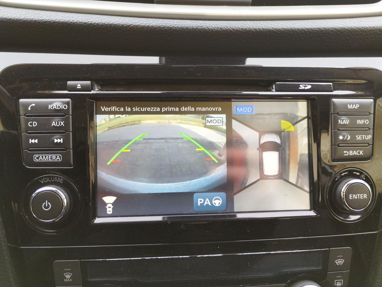 Nissan Qashqai 1.6 dCi DPF Tekna Automatica