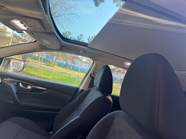 NISSAN Qashqai 1.5 dCi Tekna 110CV NAVI+RETR.