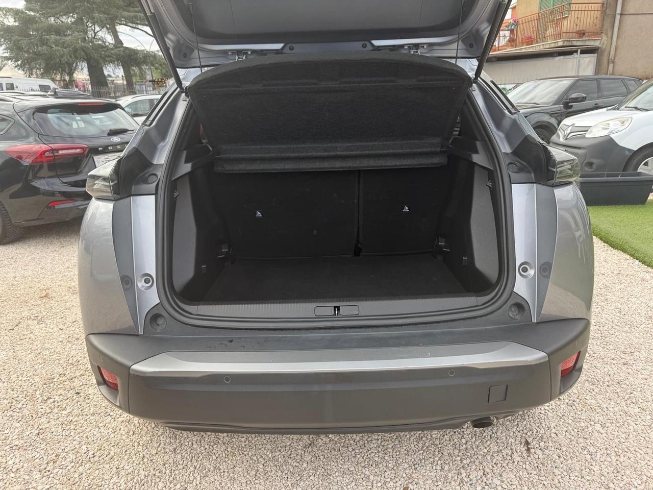 Peugeot 2008 PureTech 100 S&S Style