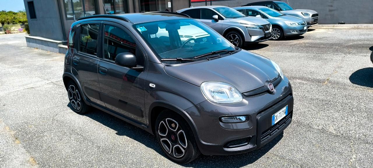 Fiat Panda 1.0 FireFly S&S HYBRID CITY CLIMA
