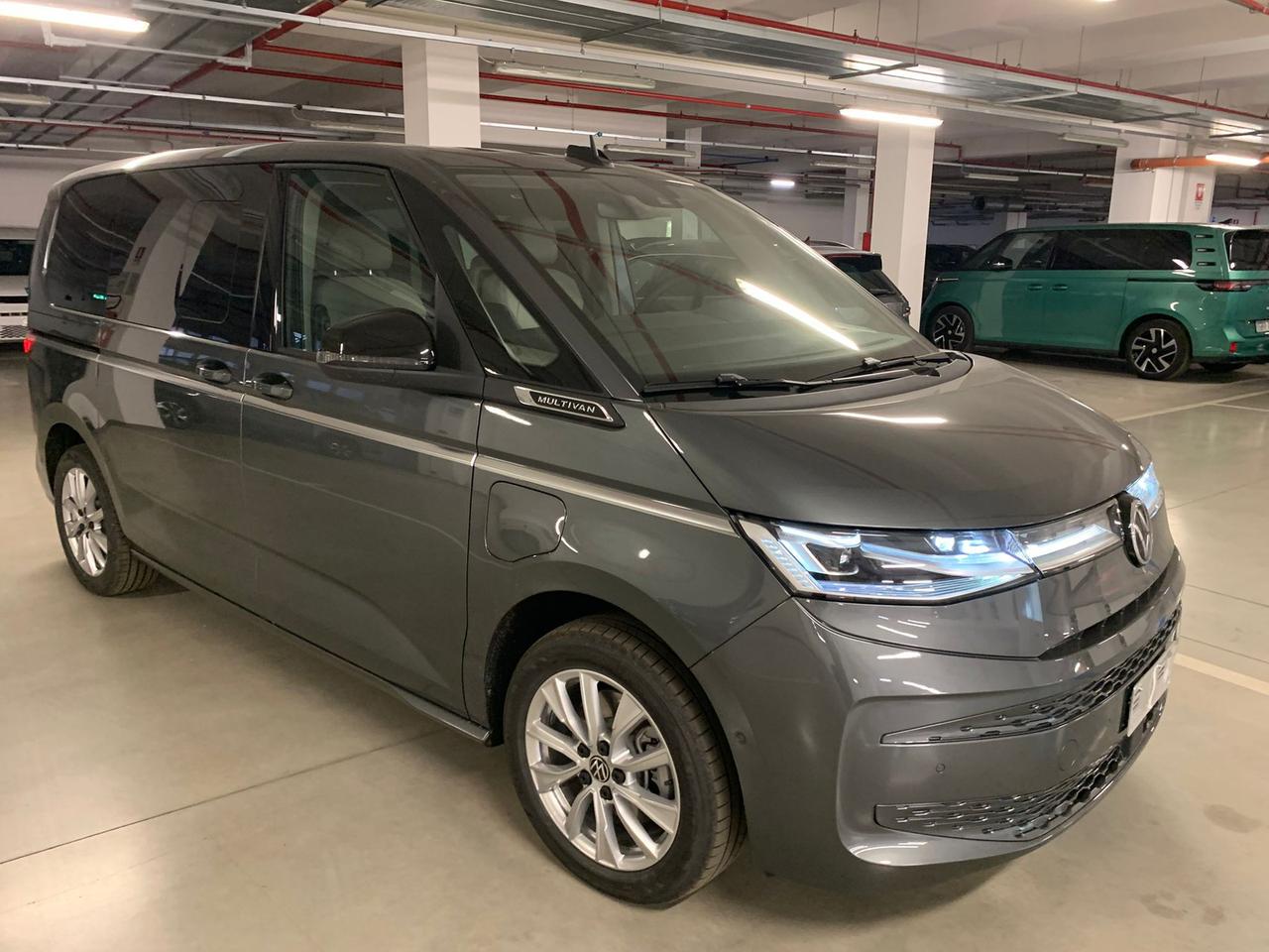 Volkswagen T7 Multivan 1.5 phev style 4motion 245cv dsg 7p.ti