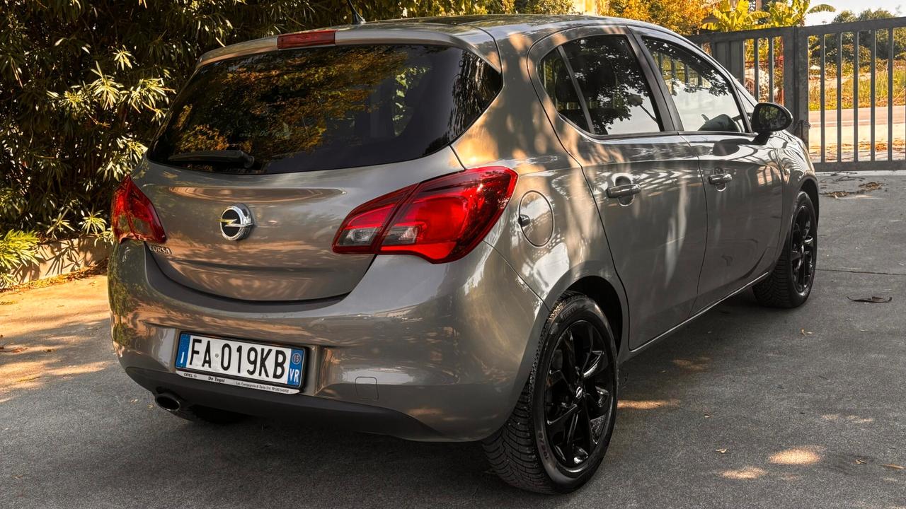 Opel Corsa 1.4 90CV GPL Tech 5 porte Cosmo