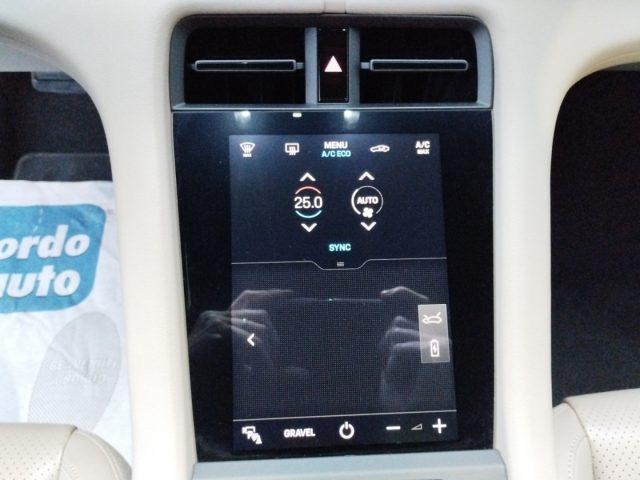 PORSCHE Taycan 4 Cross Turismo