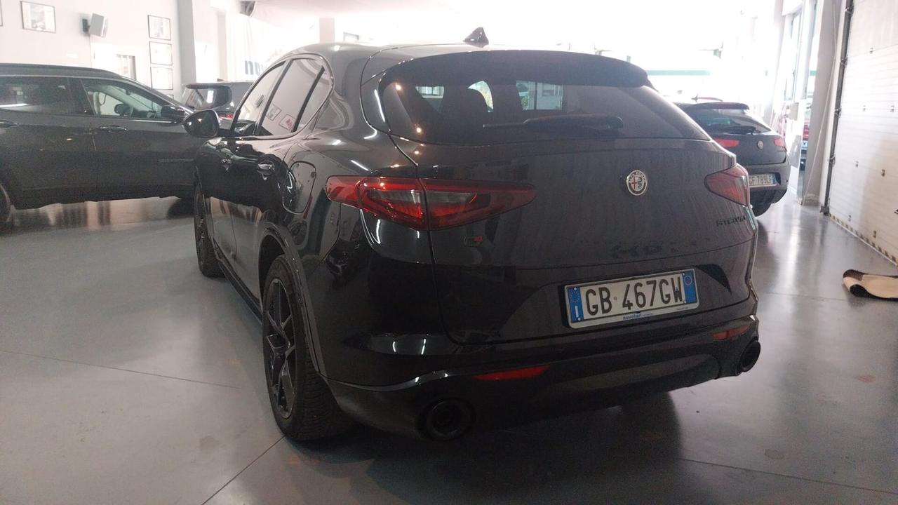 Alfa Romeo Stelvio 2.2 CC 210 CV AT8 Q4 Veloce