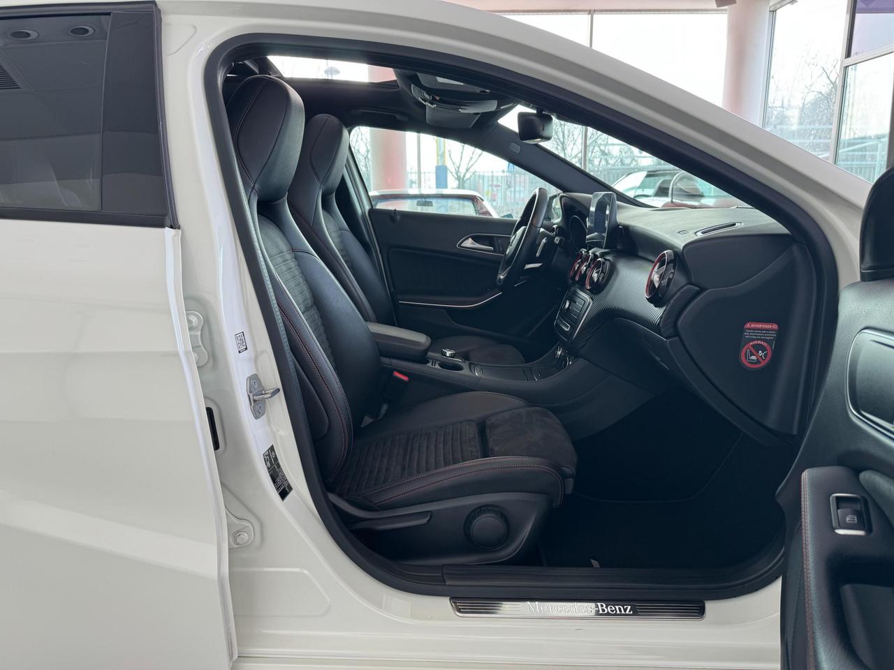 Mercedes A 200 D Aut. Premium 4Matic AMG Tetto Apribile