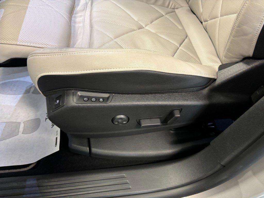 DS DS7 Esprit de Voyage StraFull Automatico 1.5 BlueHDi