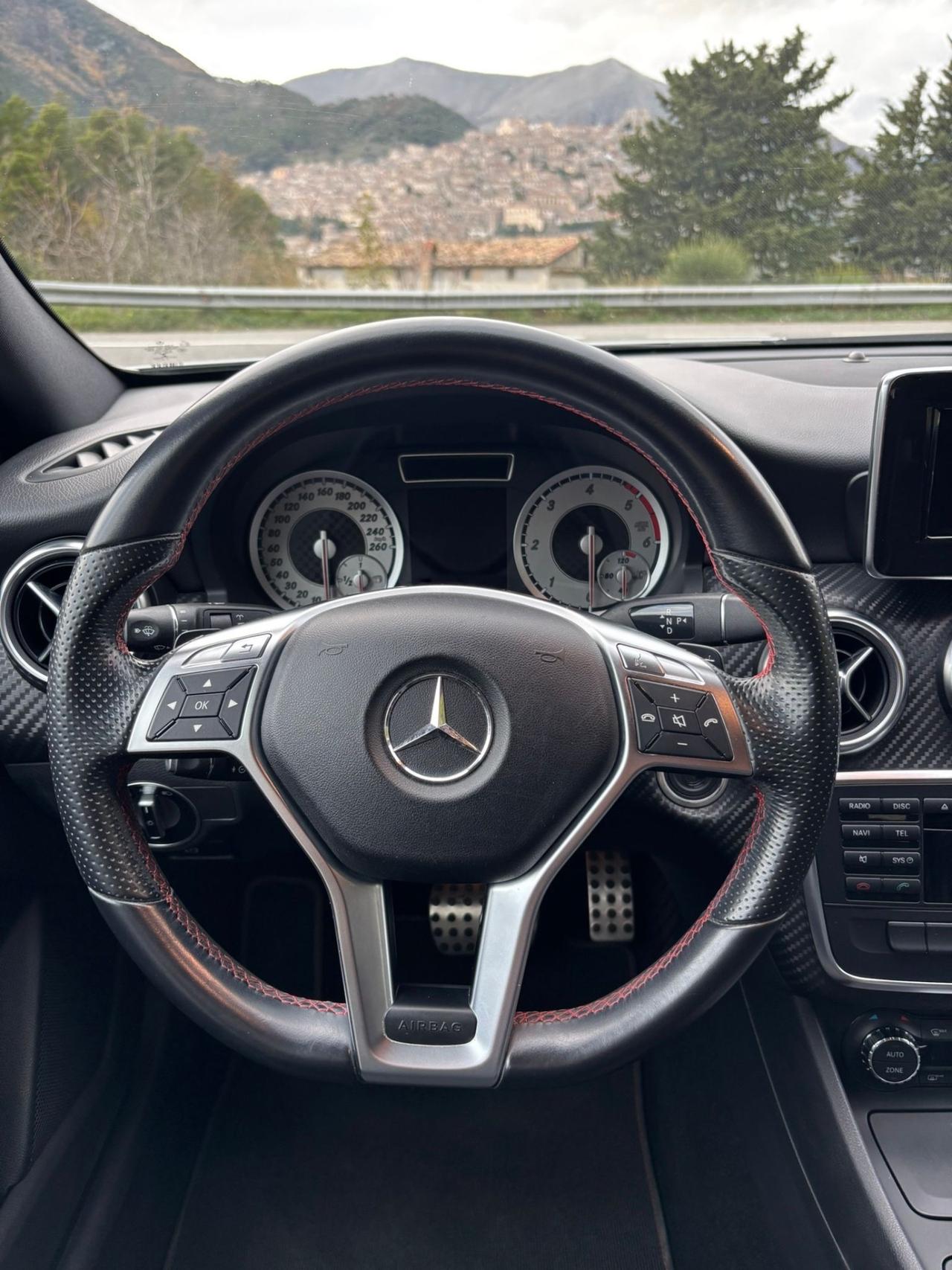MERCEDES CLASSE A200 AMG 2013