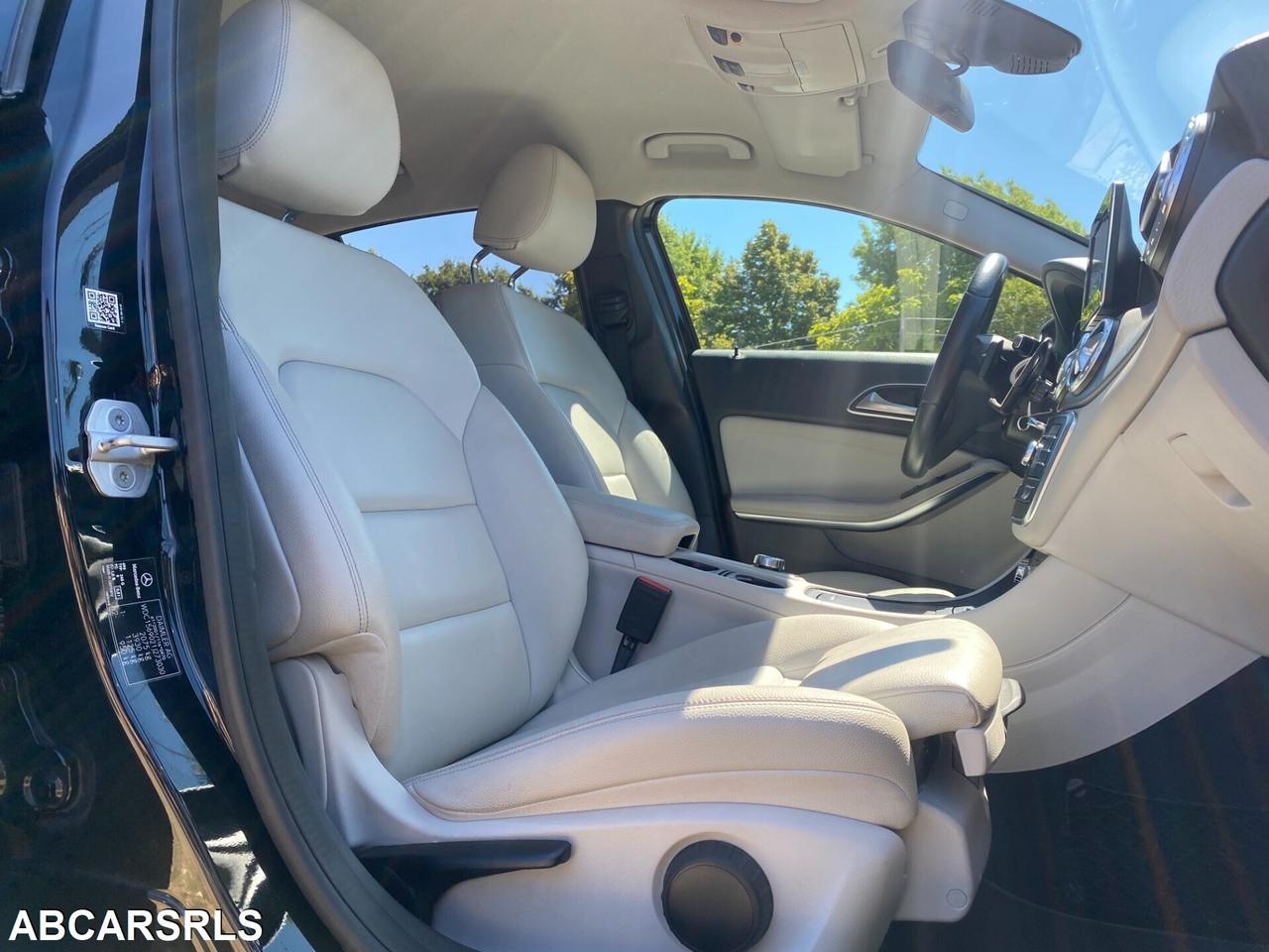 MERCEDES - Classe GLA - GLA 200 d Automatic 4Matic