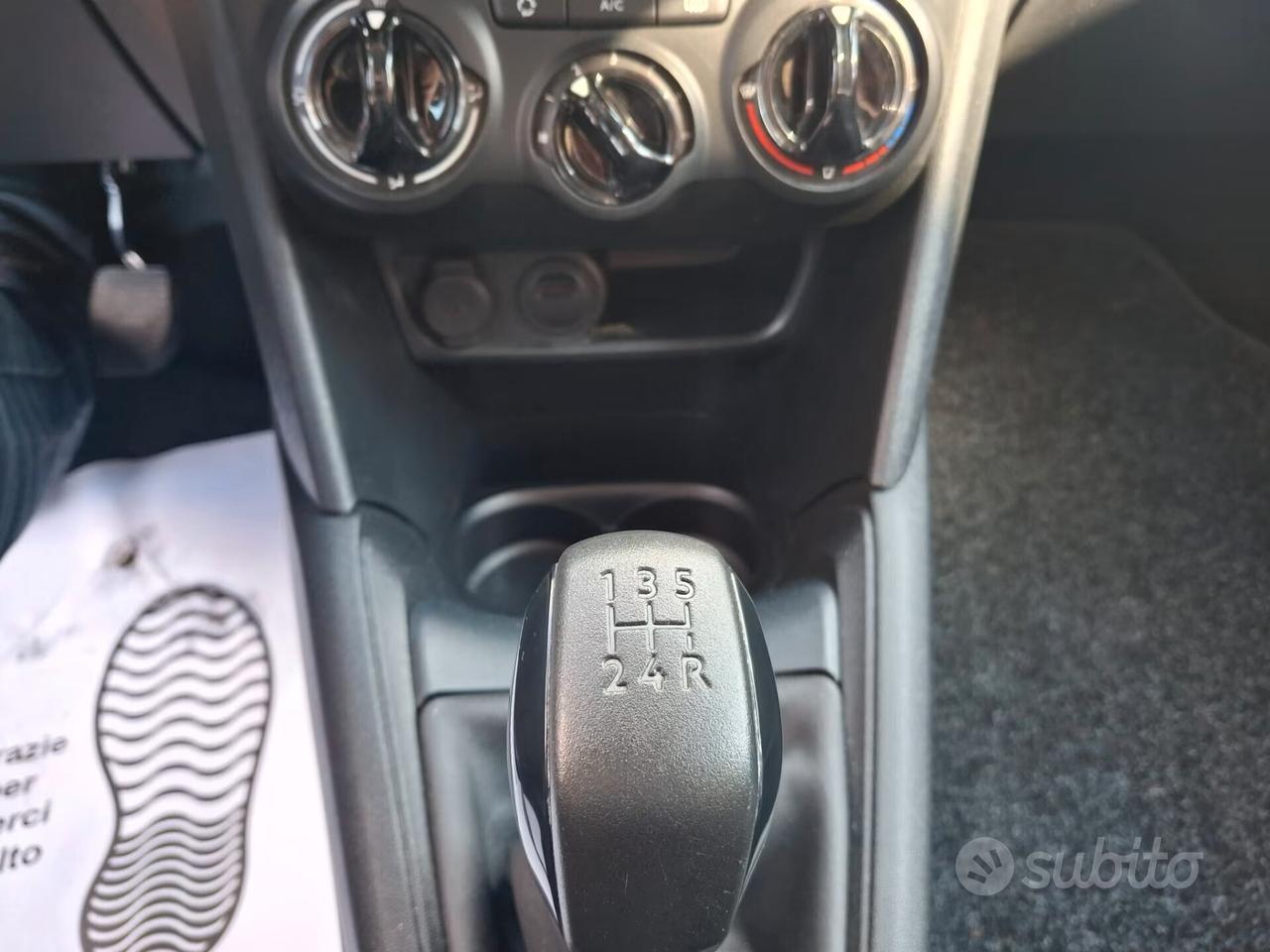 Peugeot 208 PureTech 82 5 porte Allure CERCHI CLIMA CRUISE MULTIFUNZIONE BLUETOOTH NAVIGATORE