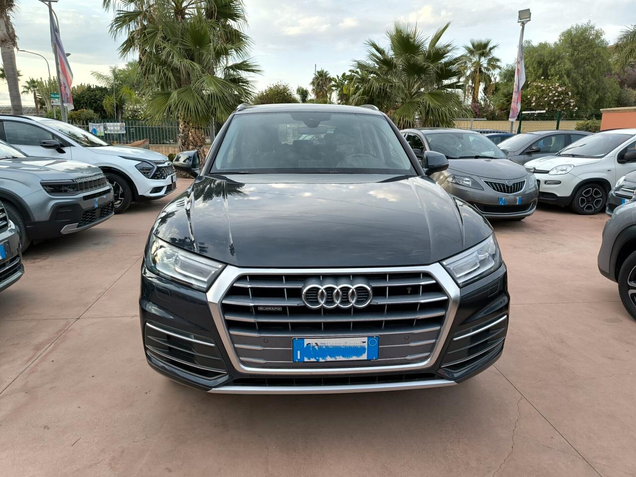 Audi Q5 40 TDI quattro S tronic Business Sport