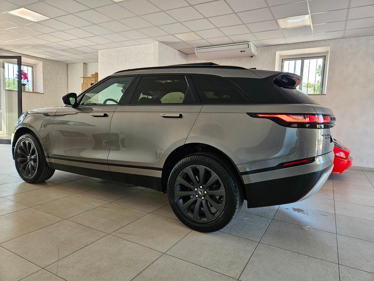 Land Rover Range Rover Velar Range Rover Velar 2.0D I4 240 CV R-Dynamic S