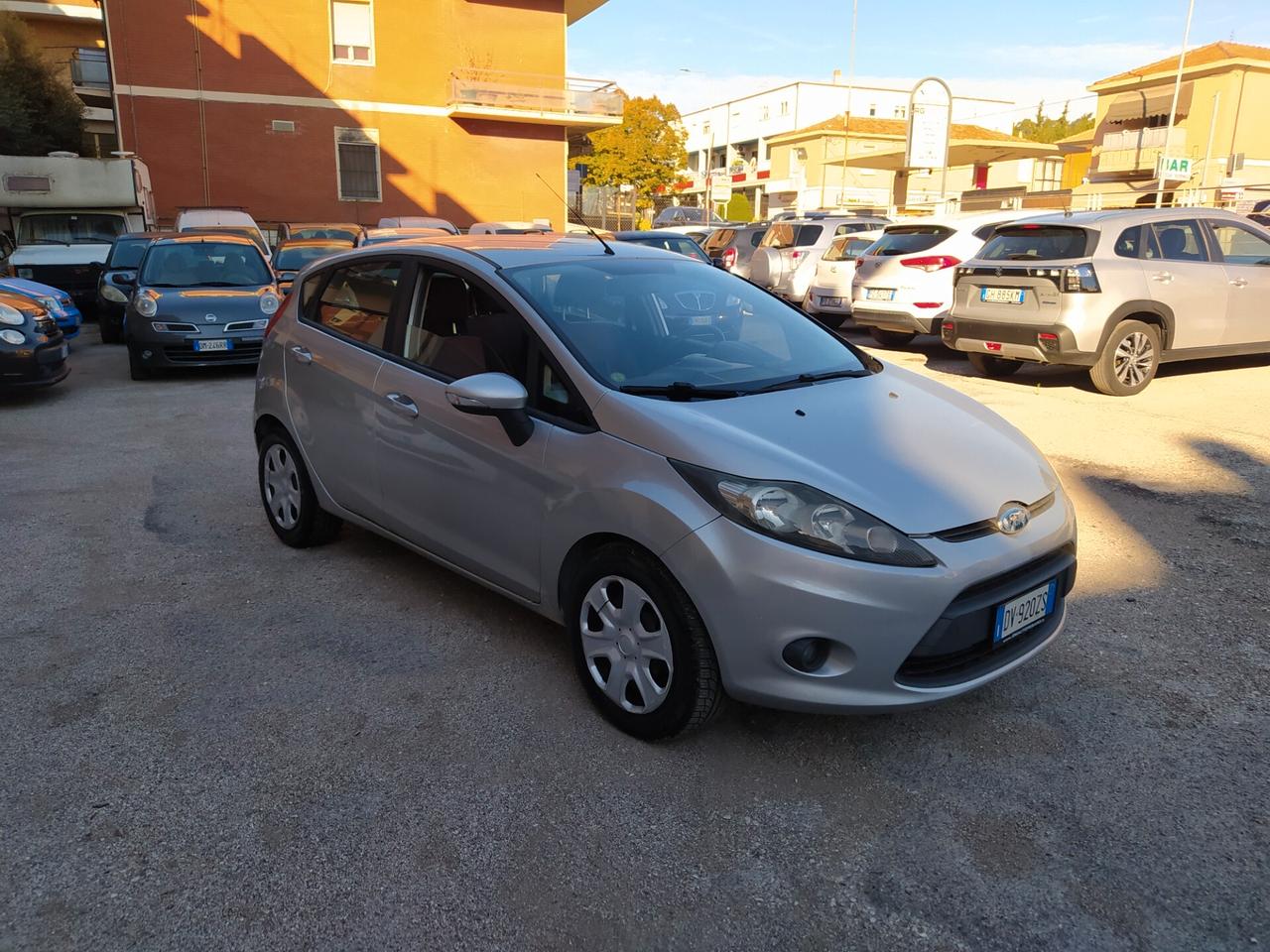 Ford Fiesta 1.4 TDCi 68CV 5 porte Titanium Neopatentati