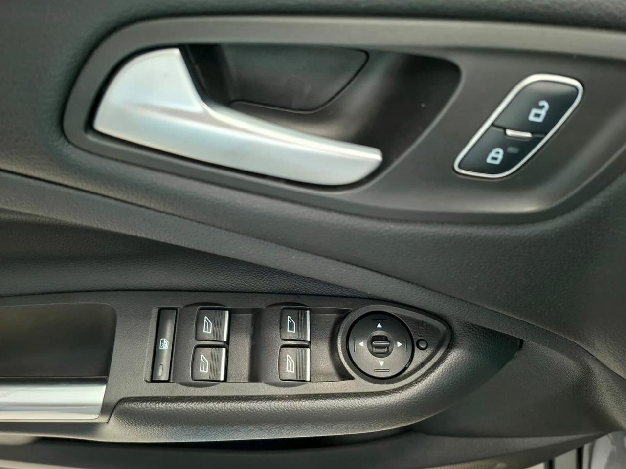 Ford Kuga 1.5 TDCI 120cv Titanium 2017