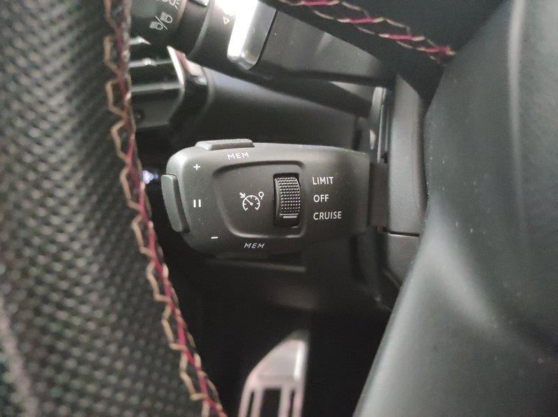 DS DS 7 - DS 7 E-Tense 225 Performance Line