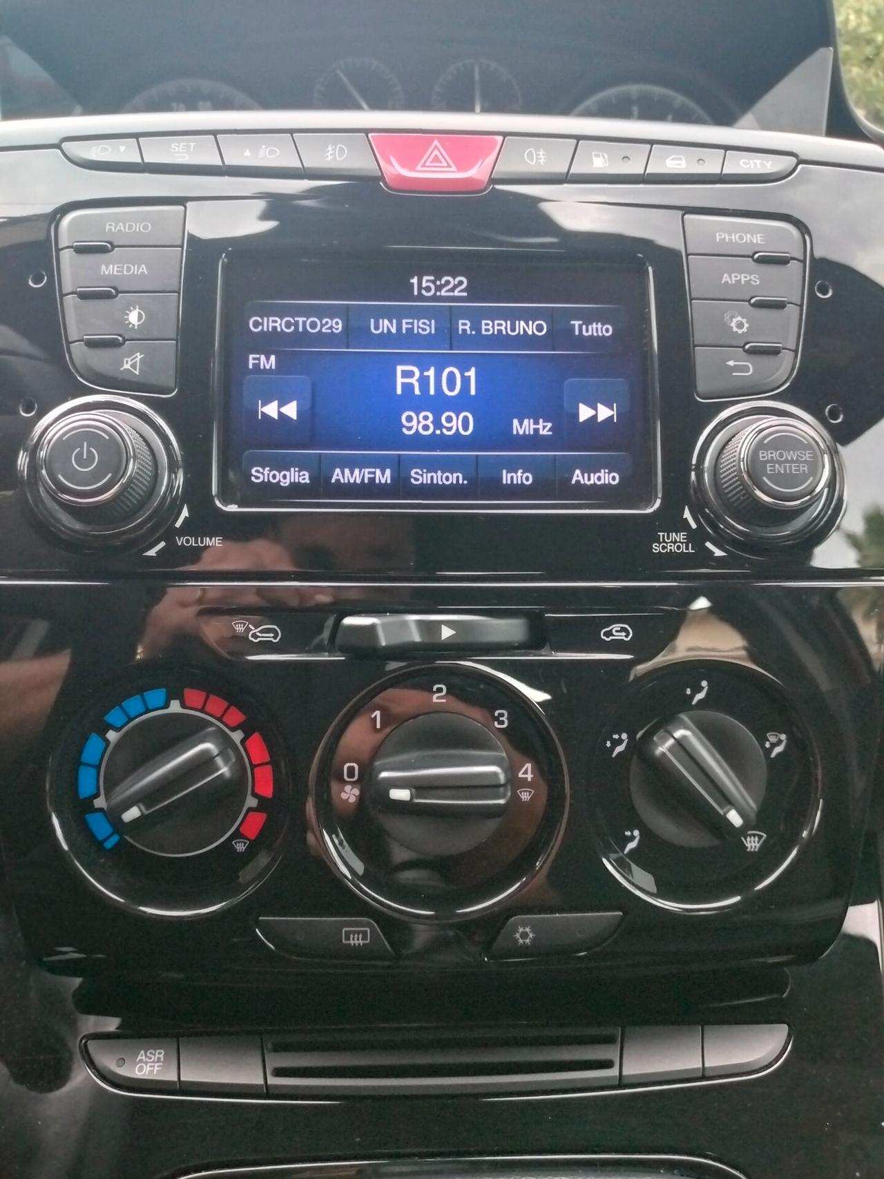 Lancia Ypsilon 1.2 69 CV 5 porte GPL Ecochic Platinum