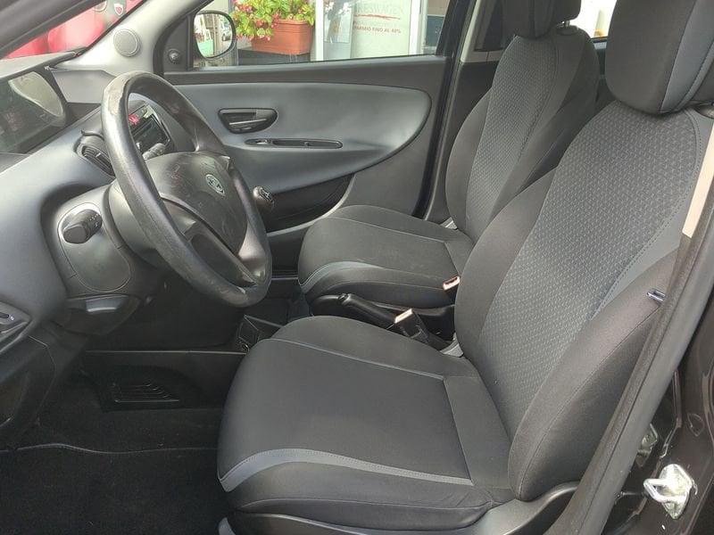 Lancia Ypsilon Ypsilon 1.2 69 CV 5 porte S&S Silver