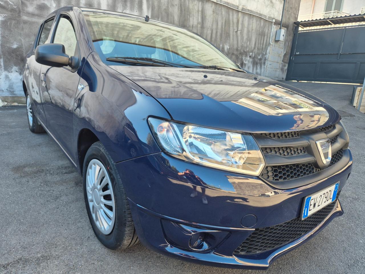DACIA SANDERO 1.1 GPL NUOVISSIMA E FULL 2015
