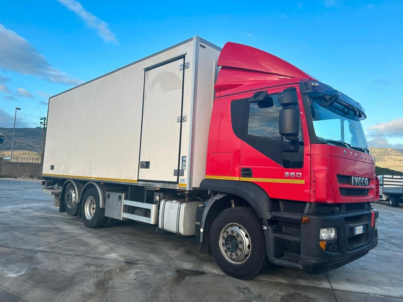 IVECO STRALIS 350 ISOTERMICO T23-104
