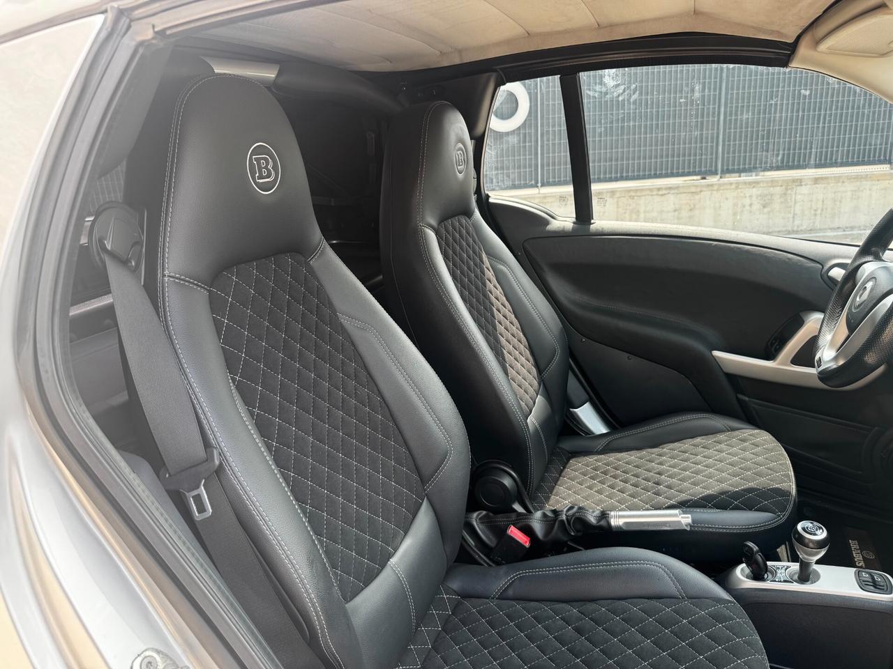 Smart ForTwo 1000 72 kW cabrio BRABUS Xclusive 186cv