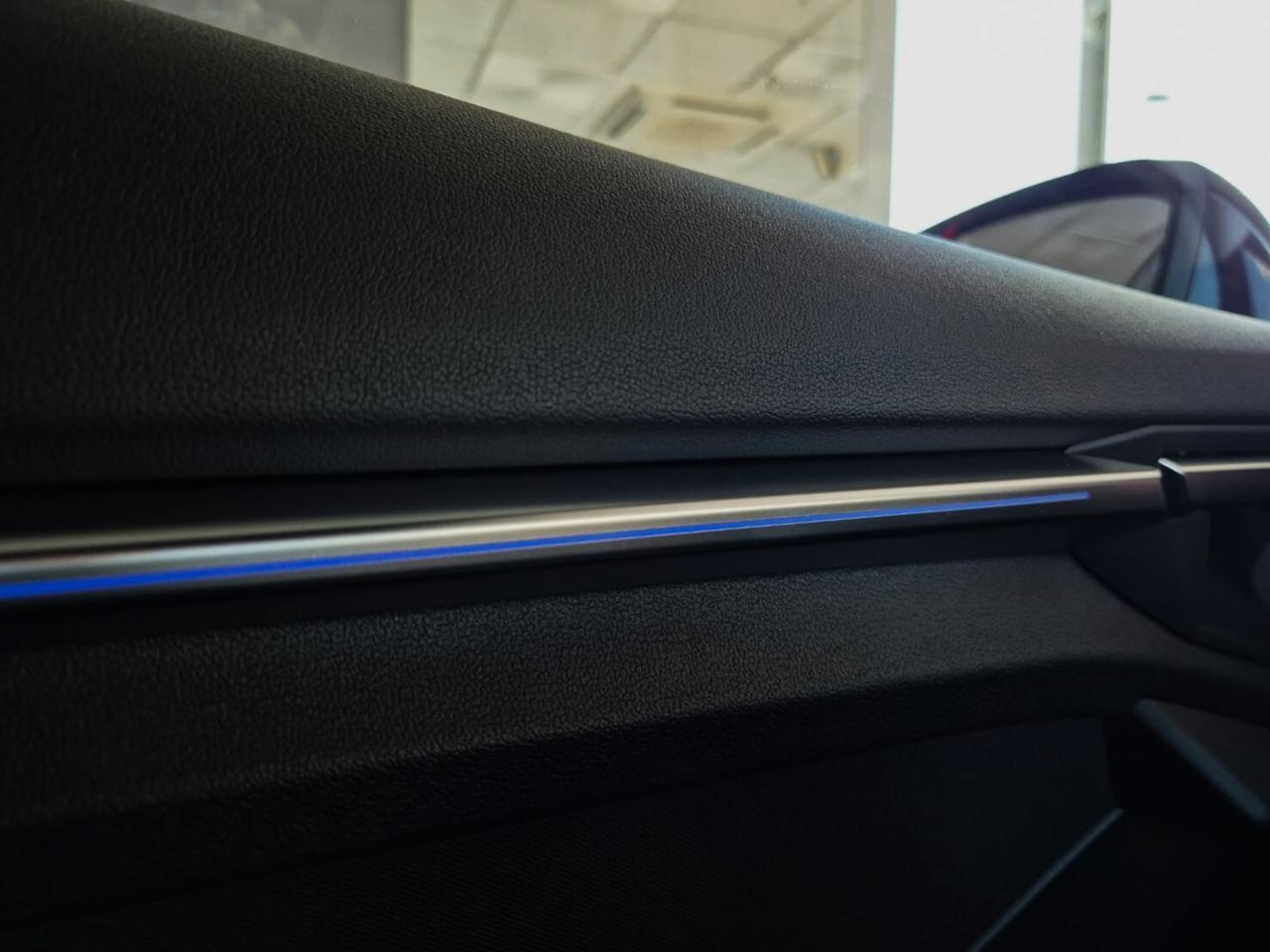 Audi A3 30 TDI S-tronic Business Advanced