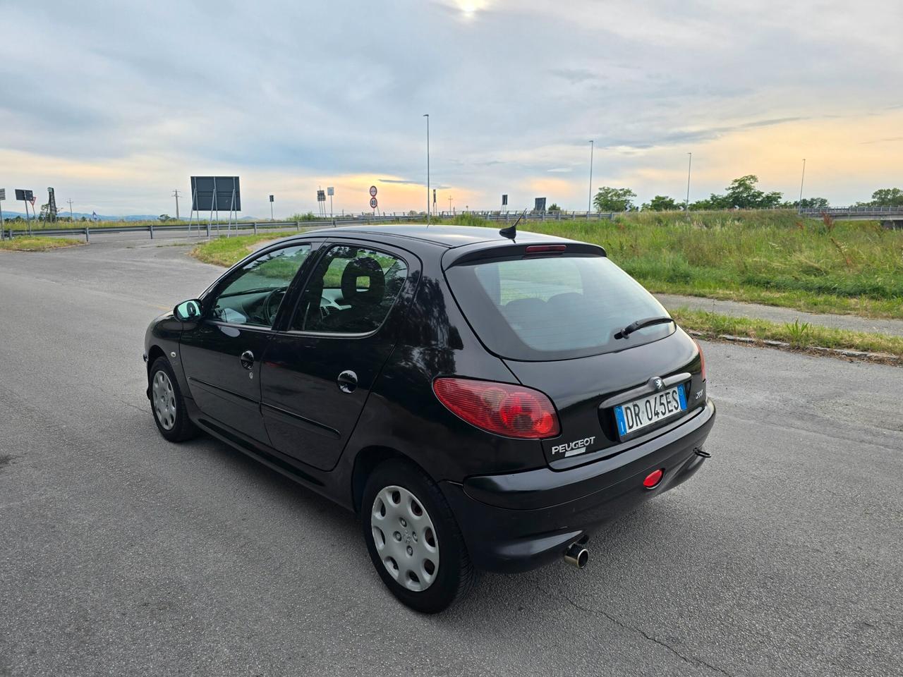 Peugeot 206 1.4 Benzina NEOPATENTATI